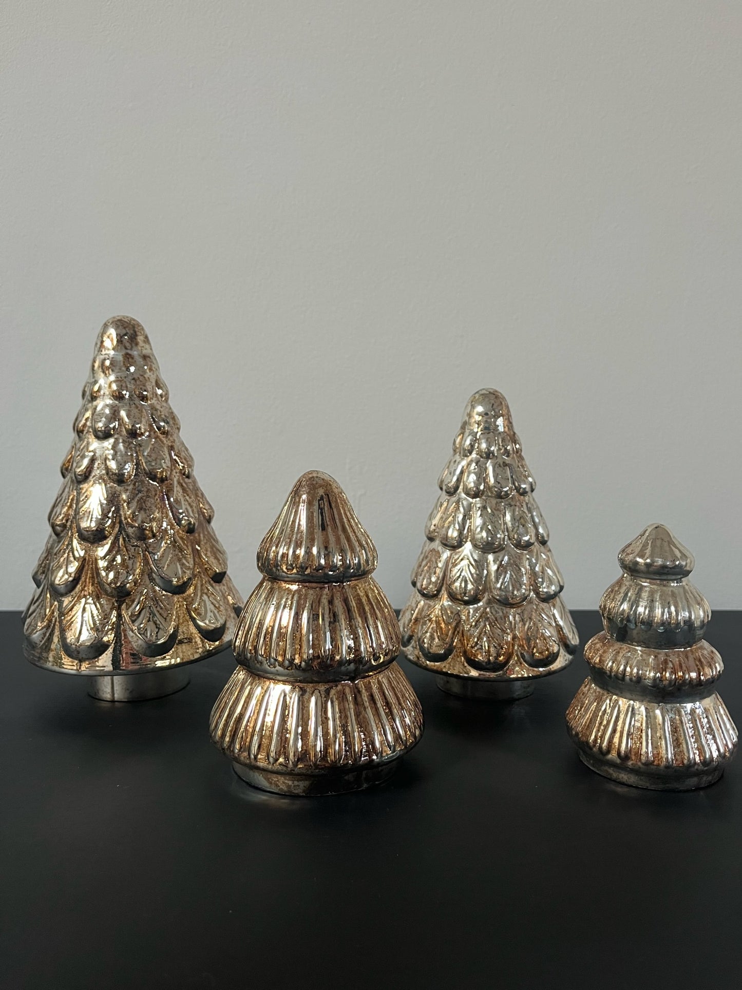 Christmas tree shine M