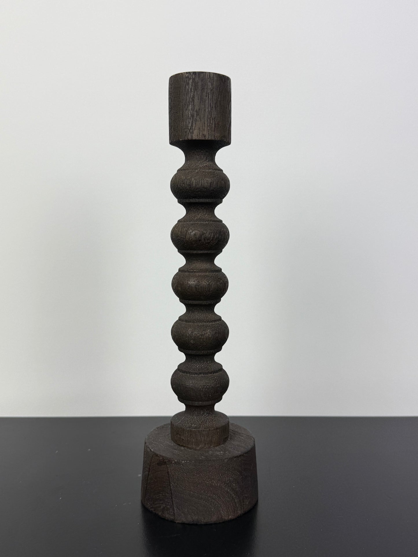 Houten kandelaar M
