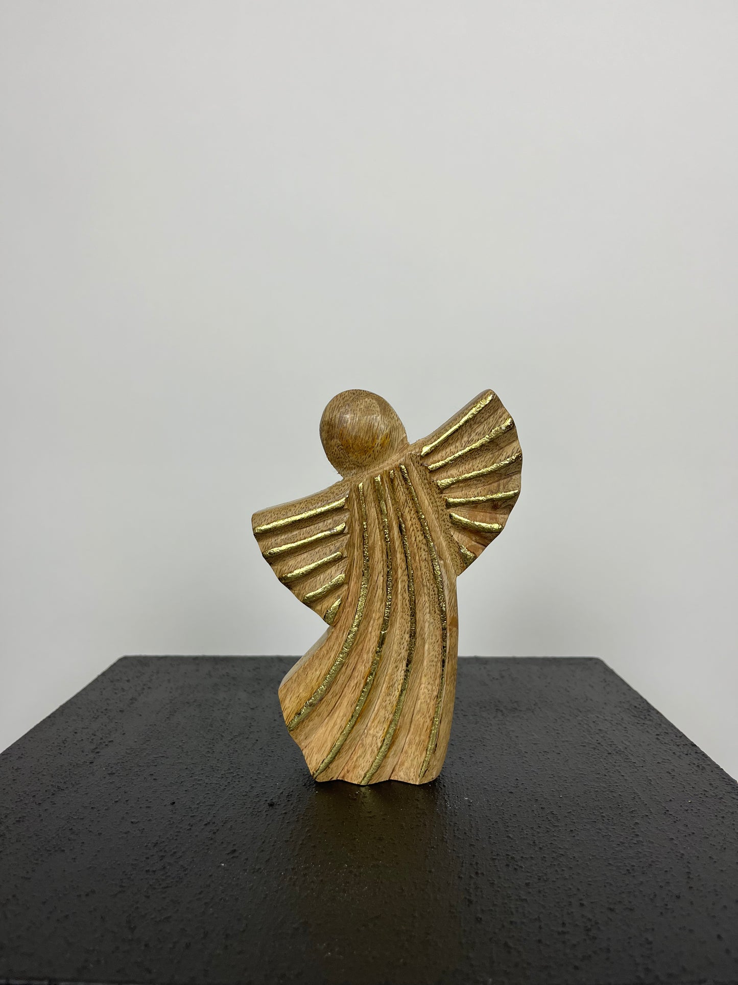 Houten engel M