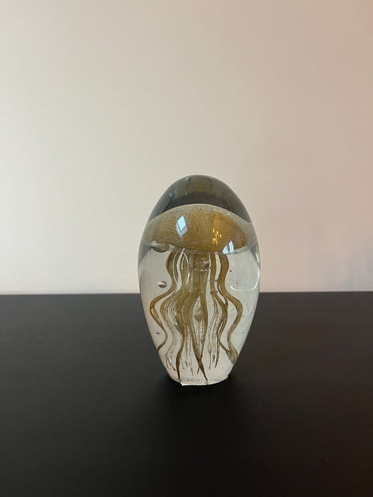 Kwal in glas bruin