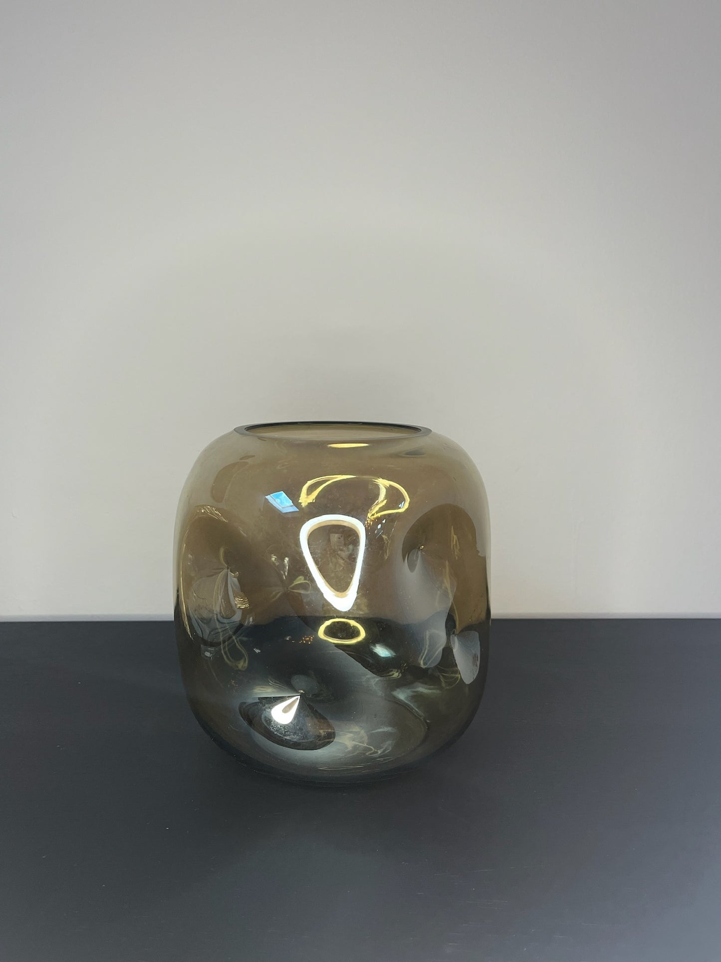 Dented vase S
