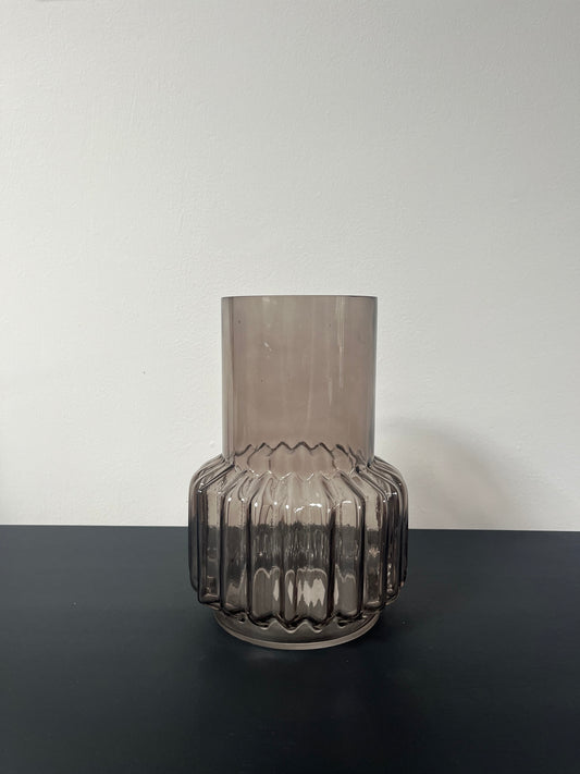 Ribbed vase brown S