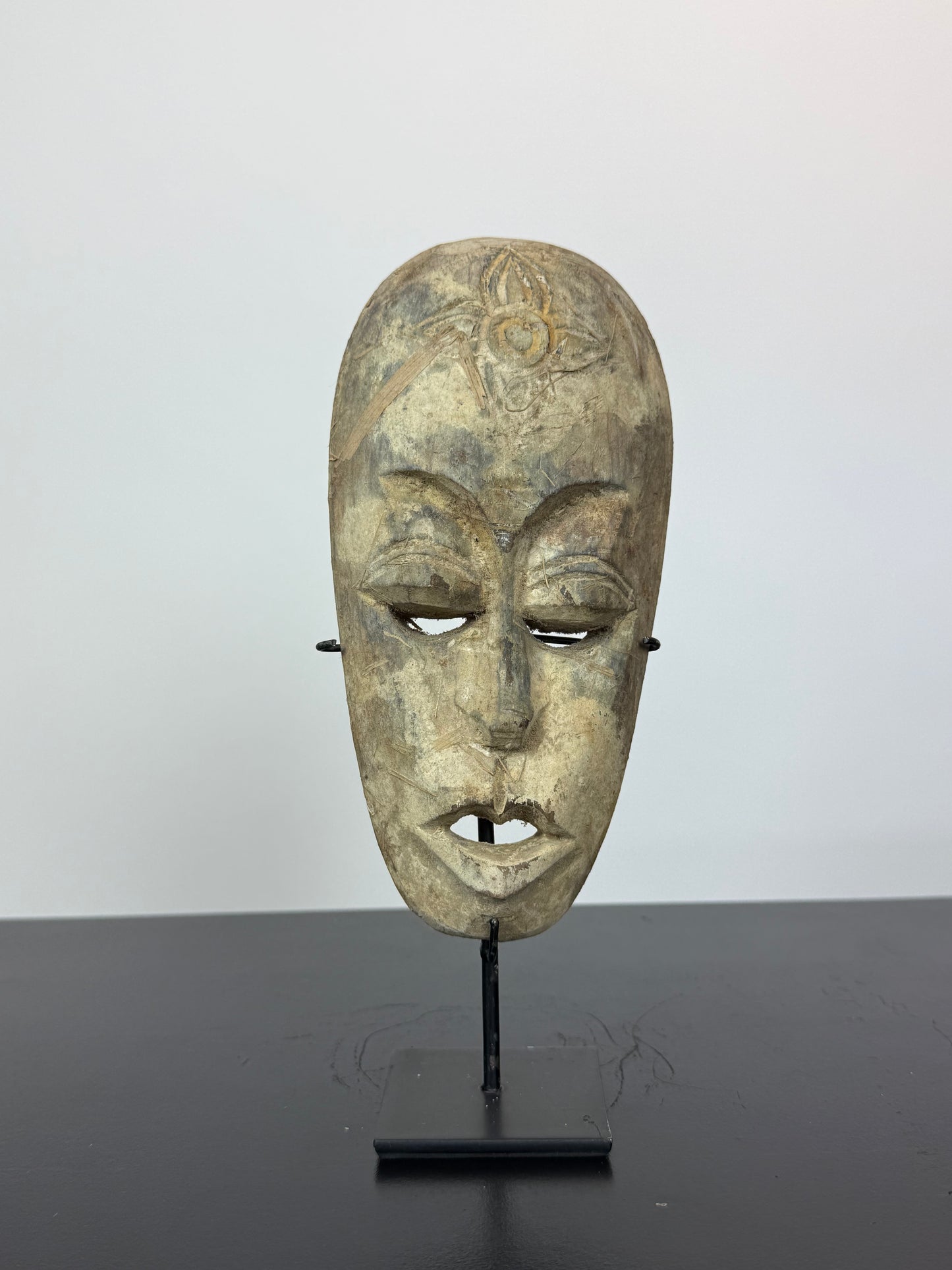 Masker op standaard