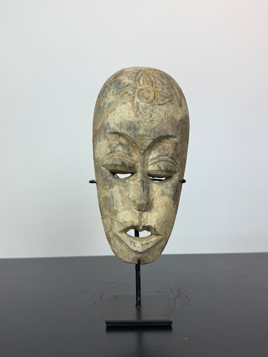 Masker op standaard
